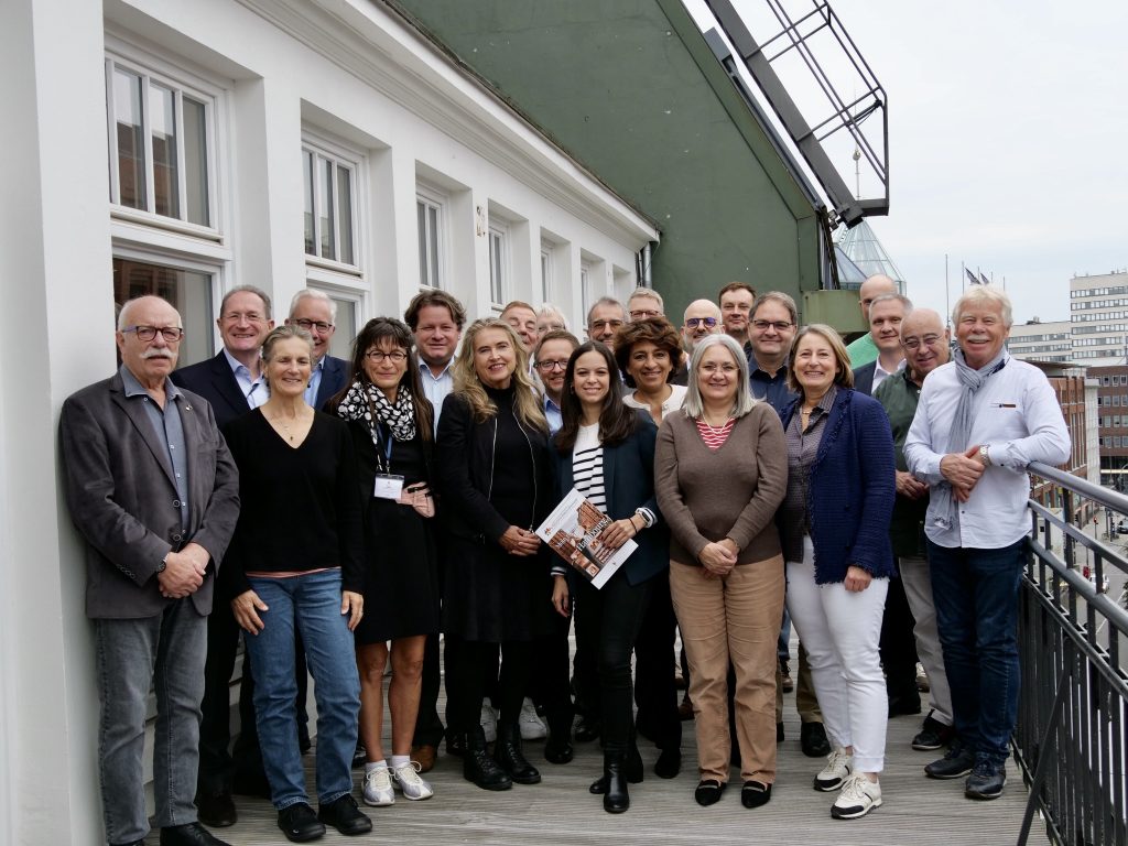 Les représentant(e)s des 21 Clubs d'Affaires Franco-Allemands réunis à Hambourg du 25 au 27 octobre 2025.